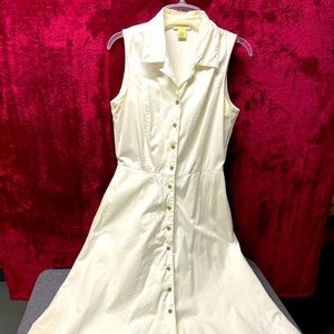 Limited Chino’s dress with buttons on front